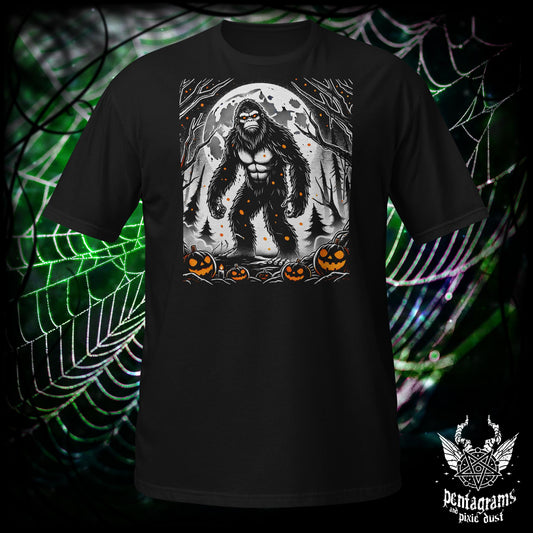 Big Foot - Halloween - T-Shirt